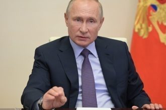 Ο Πούτιν απειλεί το Κίεβο: Με τους πυραύλους Oreshnik μπορούμε να πλήξουμε κέντρα λήψης αποφάσεων