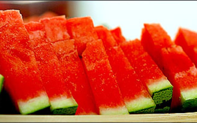 Τι πρέπει να προσέχουμε στη διατροφή μας το καλοκαίρι