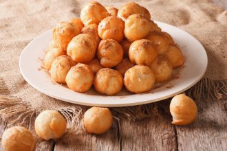 Λουκουμάδες μήλου