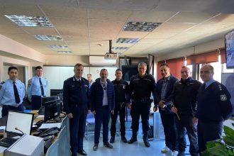 Ο Υφυπουργός Εξωτερικών Ανδρέας Κατσανιώτης στις Αστυνομικές Υπηρεσίες Πατρών και Αιγίου - ΦΩΤΟ