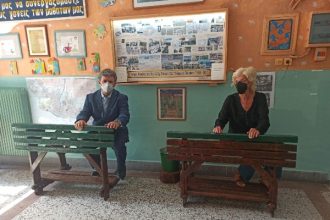 Η Σία Αναγνωστοπούλου ...στα θρανία