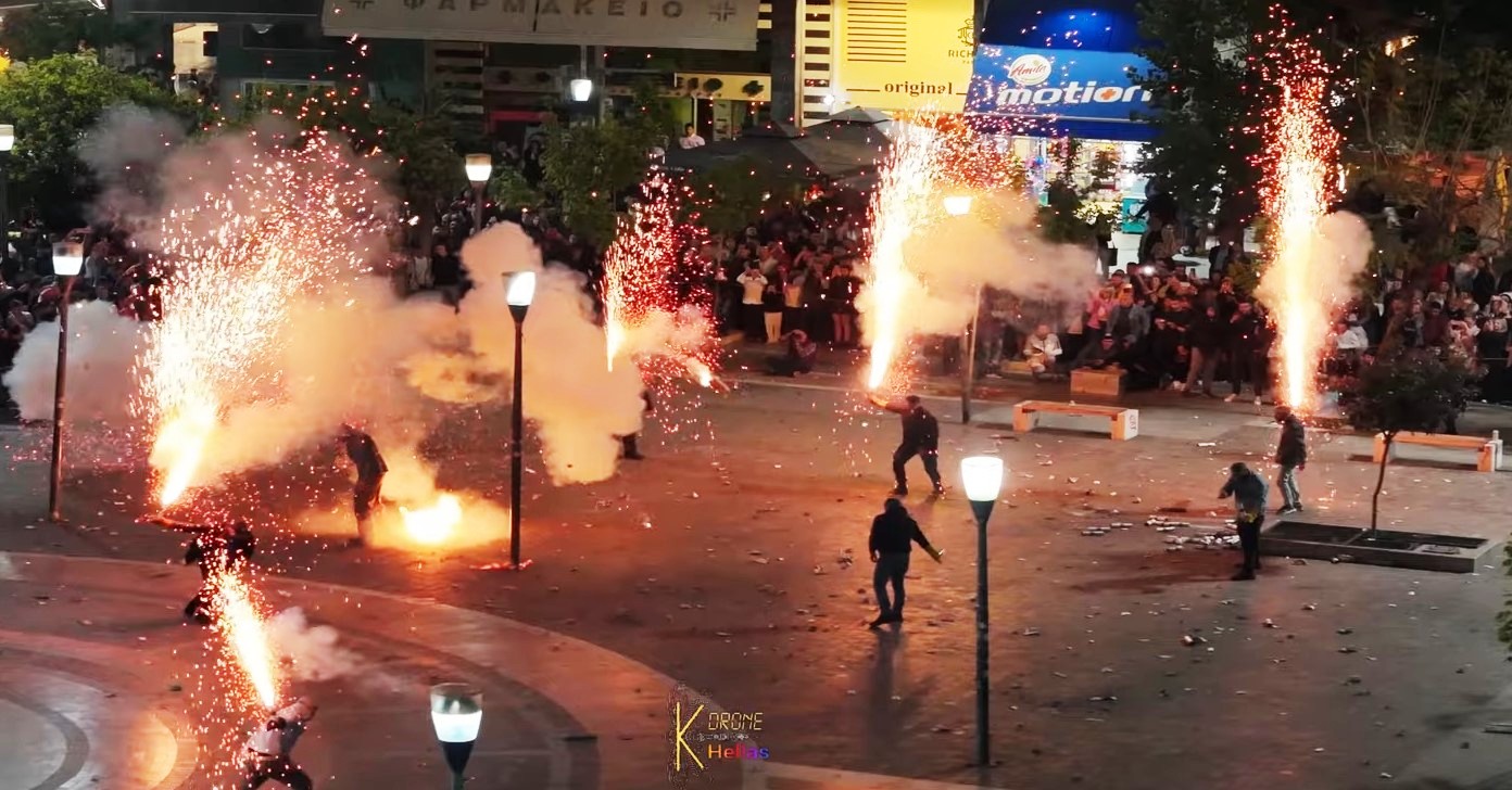 Τα χαλκούνια σε slow motion, όπως δεν τα έχετε ξαναδεί (video)