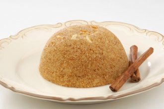 Πεντανόστιμος σιμιγδαλένιος χαλβάς sugarfree για την Καθαρά Δευτέρα