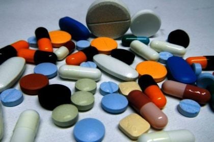 Φαρμακευτική ρύπανση: Πώς μειώνει το οικολογικό της αποτύπωμα η βιομηχανία