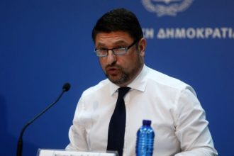 Δύσκολες ώρες για τον Νίκο Χαρδαλιά