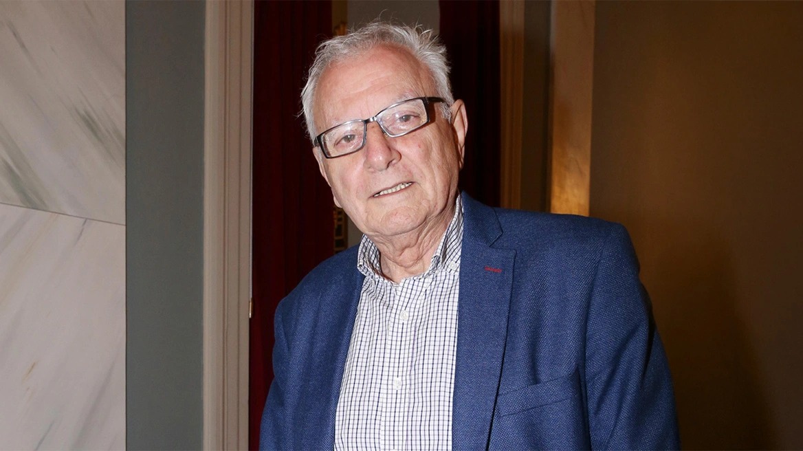 Θρηνεί η ελληνική δημοσιογραφία: Πέθανε σε ηλικία 79 ετών ο Κώστας Χαρδαβέλλας - Η λαμπρή του πορεία (ΒΙΝΤΕΟ)