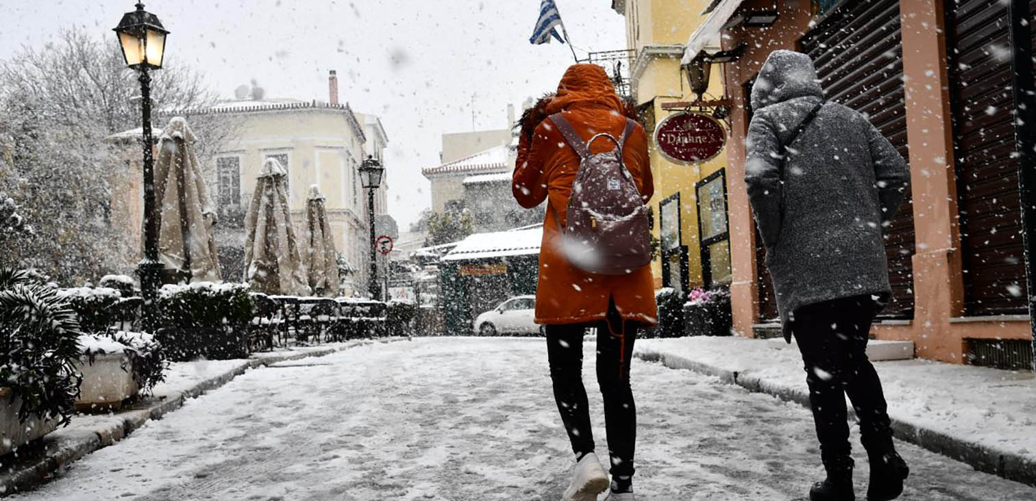 Καιρός: Ραγδαία επιδείνωση τις επόμενες ώρες – Σε ποιες περιοχές θα βρέξει και πού θα χιονίσει [ΧΑΡΤΕΣ]