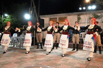Απόψε η Χριστουγεννιάτικη εκδήλωση στην πλατεία Εργατικών Κατοικιών Ταραμπούρα