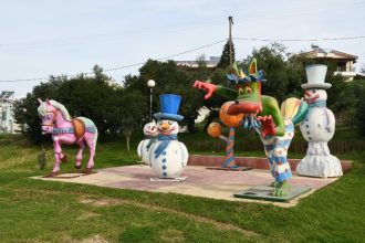 Χριστουγεννιάτικα στοιχεία στις περιοχές της Πάτρας