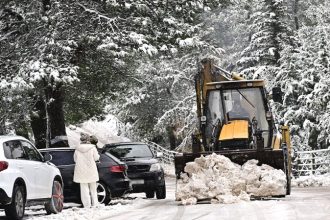 Ραγδαία επιδείνωση του καιρού: Έκτακτα μέτρα, οι περιοχές που έχει σημάνει συναγερμός για τον χιονιά