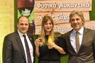 "Επώνυμοι" Λουξάρουν στην έκθεση HORECΑ - Δείτε ποιοι επισκέφθηκαν το περίπτερο
