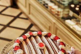 Τούρτα μενελίκ, η «εξαδέλφη» της σεράνο