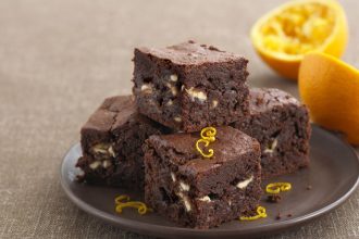 Μπράουνις με σοκολάτα και πορτοκάλι