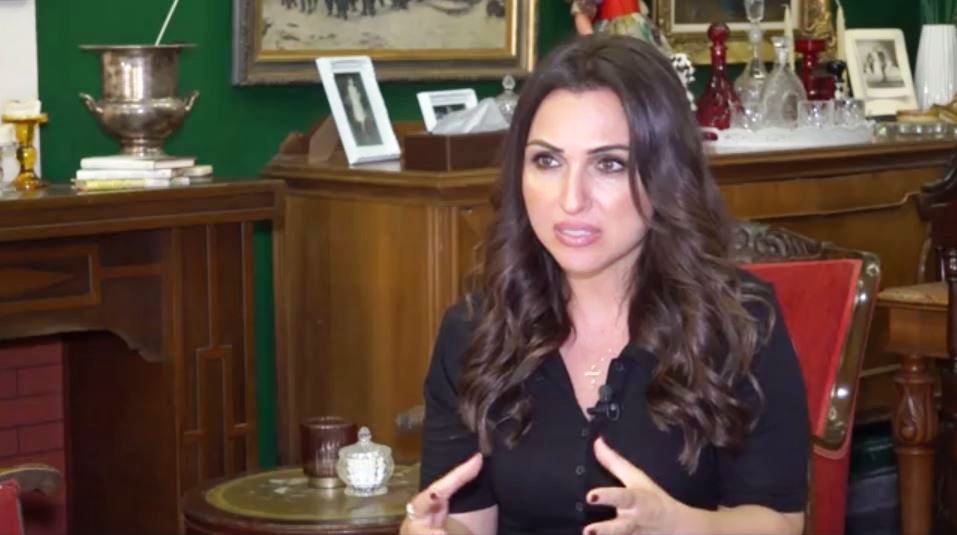 Ζωή Παπαδοπούλου: «Η Χάρις Αλεξίου είναι ένα σημαντικό κεφάλαιο στην ζωή μου»