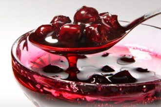 Γλυκό του κουταλιού κεράσι