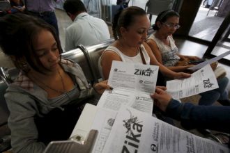 Οδηγίες του ΠΟΥ προς τις γυναίκες που ζουν σε περιοχές με κρούσματα του ιού Ζίκα