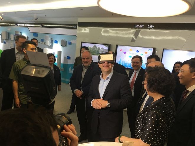 Κίνδυνοι για την ανοικτή κοινωνία