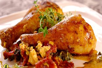 Κοτόπουλο με ντομάτα και φέτα