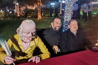 Ο Νεκτάριος Φαρμάκης στο "Πάρκο των Χριστουγέννων"