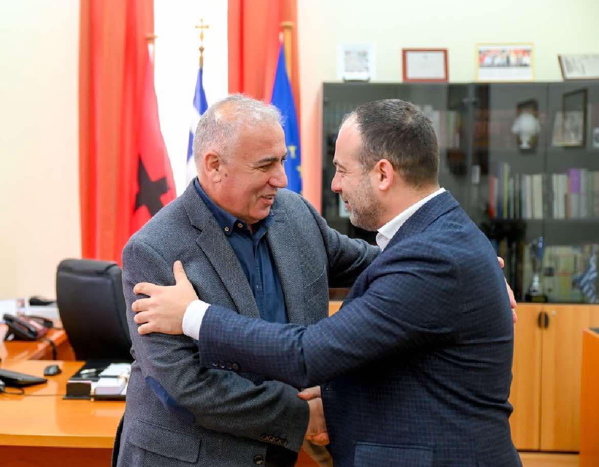Ο Θέμης Μπάκας στο Αίγιο