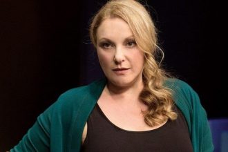 Ρένια Λουϊζίδου: «Ζορίστηκα μετά τους "Απαράδεκτους" καθώς δεν είχα οικονομική άνεση»