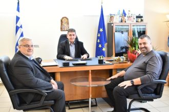 Συνάντηση Αλεξόπουλου με πρώην και νυν Αντιδήμαρχο