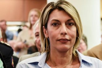 Έντονες φήμες μετακίνησης της Άννας Καραμανλή στη "Φωνή Λογικής" της Λατινοπούλου