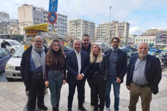Το "κόμμα Κασσελάκη" συναντήθηκε με δημοσιογράφους