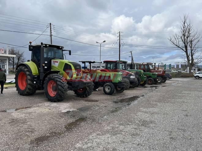 Δυτική Ελλάδα: Σε τροχιά κινητοποιήσεων οι αγρότες - Έχουν παρατάξει τα τρακτέρ τους στο Αγρίνιο (ΦΩΤΟ & ΒΙΝΤΕΟ)
