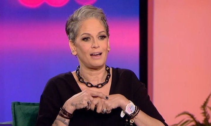 Ρέα Τουτουντζή: «Δοκίμασα τα πάντα, ήμουν ένα παιδί του αλκοόλ»