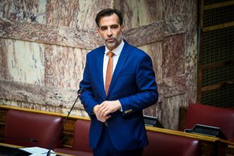 Ο ανεξάρτητος βουλευτής Μ. Χουρδάκης εντάχθηκε στο Κίνημα Δημοκρατίας