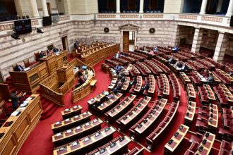Live η πρώτη ψηφοφορία στη Βουλή για την εκλογή Προέδρου της Δημοκρατίας