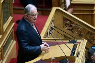 Εκλογή ΠτΔ: Άγονη και η δεύτερη ψηφοφορία – 160 οι ψήφοι υπέρ Κ. Τασούλα