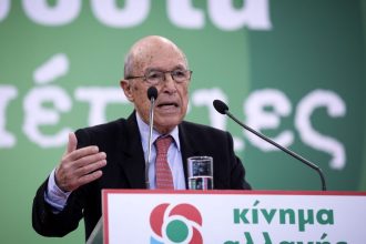 Κώστας Σημίτης: Ο αντιδικτατορικός αγώνας και η πολιτική διαδρομή του