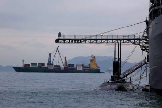 Το Λονδίνο παρακολουθούσε ρωσικό κατασκοπευτικό πλοίο για να ενισχύσει την προστασία υποθαλασσίων καλωδίων