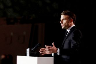 Μακρόν: Ο πόλεμος στην Ουκρανία «δεν θα τελειώσει αύριο - μεθαύριο»