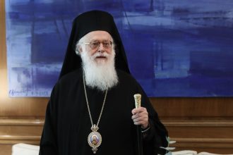 Αρχιεπίσκοπος Αναστάσιος: Σήμερα στις 11:00 η κηδεία του στα Τίρανα