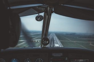 Ρωσία: Ήρθησαν οι περιορισμοί στις πτήσεις στο αεροδρόμιο της Αγίας Πετρούπολης