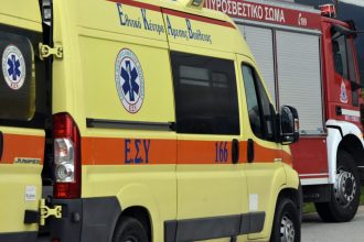 Σφοδρή σύγκρουση αγροτικού με κλούβα - Χωρίς τις αισθήσεις του ανασύρθηκε ηλικιωμένος