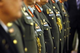 Νέες έκτακτες Κρίσεις στις Ένοπλες Δυνάμεις: 793 λιγότεροι Ταξίαρχοι και Συνταγματάρχες