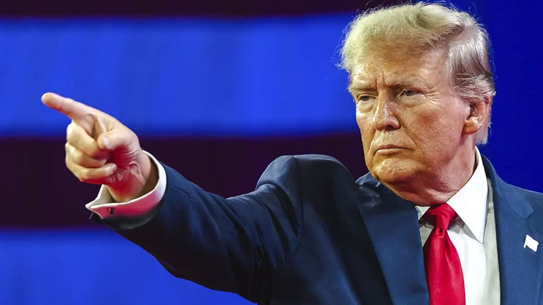 Επίσημο: Ο Trump κήρυξε τον πόλεμο στα ηλεκτρικά αυτοκίνητα