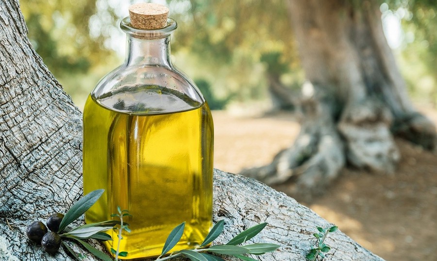 Ελαιόλαδο: «Φρένο» στην διακίνηση με τενεκέ – Έρχονται πρόστιμα