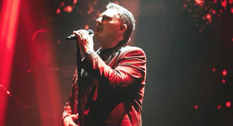 Νίκος Μακρόπουλος: «Μανάρα είσαι…» του φώναξε θαυμάστρια