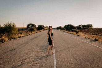 Το 45% των γυναικών θα είναι μόνο και χωρίς παιδιά μέχρι το 2030