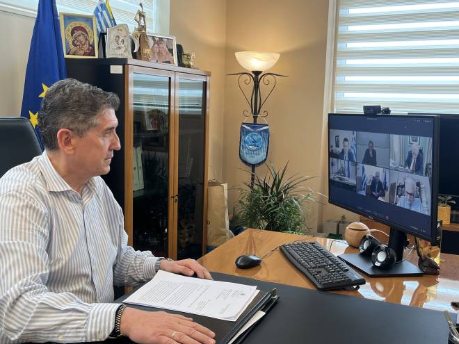 Ο Δήμαρχος Δυτικής Αχαΐας, Γρ. Αλεξόπουλος σε τηλεδιάσκεψη με τον υφυπουργό παρά τω Πρωθυπουργώ