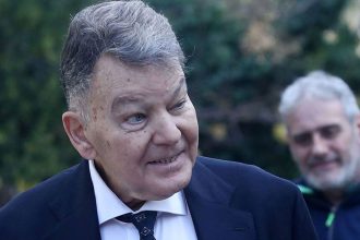 Κούγιας κατά Μπιμπίλα, Κασσελάκη και Ακρίτα – «Με συκοφάντησαν, προχωράω σε μηνύσεις»