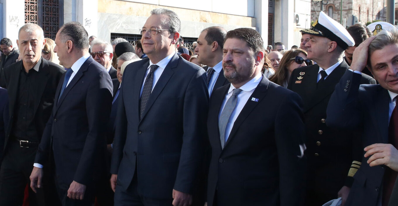 Εορτασμός των Θεοφανίων: Τα μηνύματα από την πολιτική και πολιτειακή ηγεσία