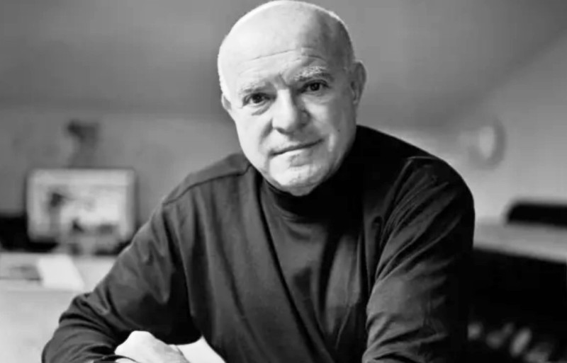 Πέθανε ο σπουδαίος φωτογράφος της διασποράς, Κωνσταντίνος Μάνος