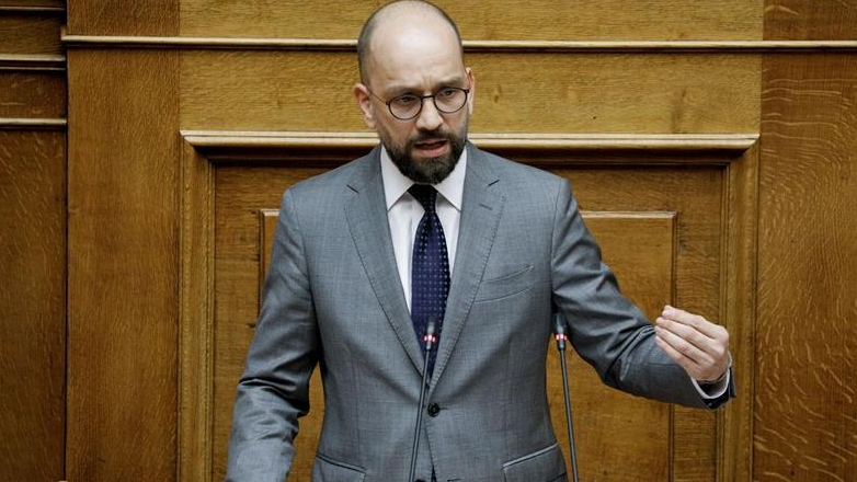 Στο νοσοκομείο ο βουλευτής του ΣΥΡΙΖΑ Κώστας Μπάρκας - ΦΩΤΟ