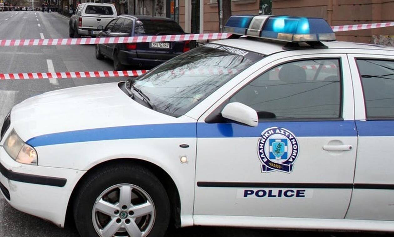 Θρίλερ στην Ιπποκράτους: Νεκρός 98χρονος – «Τον σκότωσα» φώναζε η κόρη του